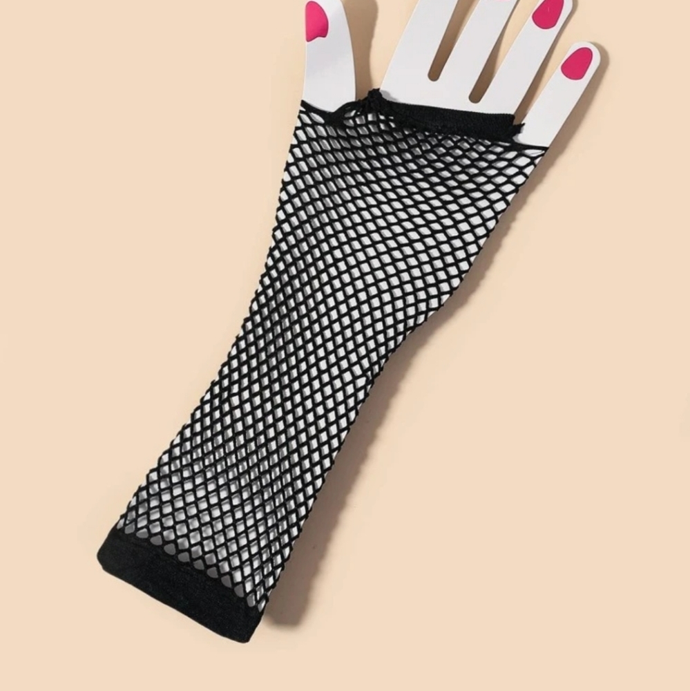 Fishnet Sleeves Fingerless - Picture 2 of 3